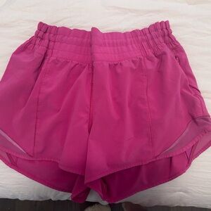 Lululemon pink hotty hot shorts size 6